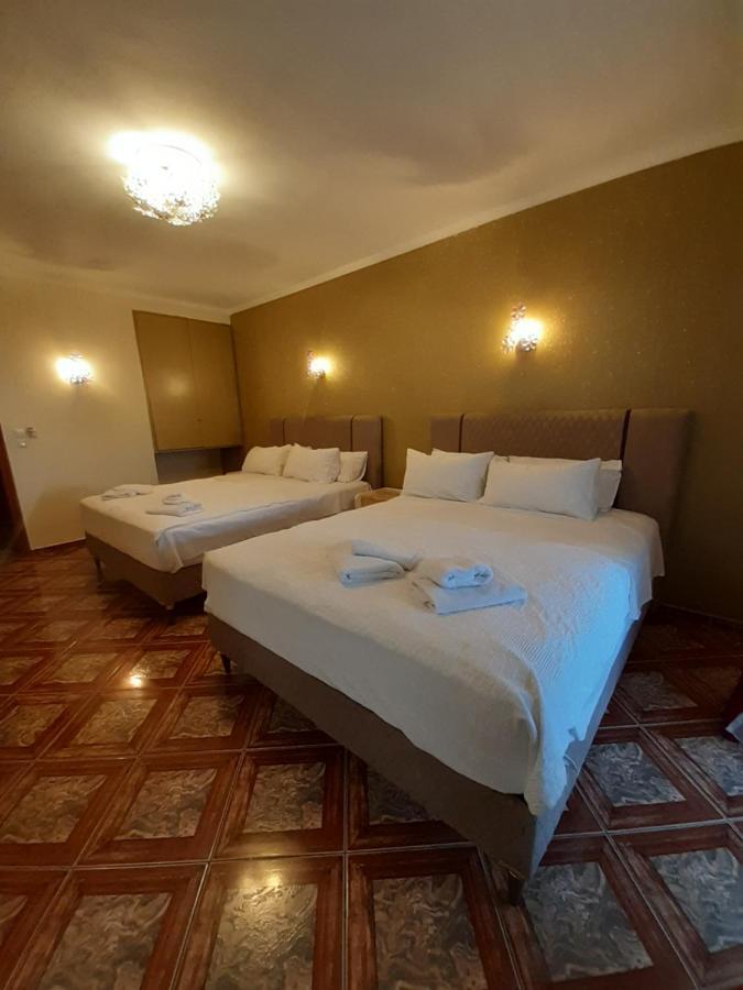 Hotel Astoria Igoumenitsa Exterior photo
